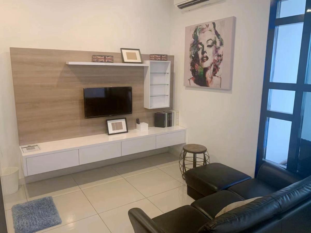 Vesta Homes, Greenfield Regency , Paradigm Mall, Sutera Mall, Poolview Apartment *